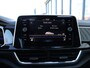 Volkswagen T-Roc 1.5 TSI R-Line Business 150PK DSG | Led | Panoramadak | Stoelverwarming | Camera |