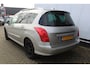 Peugeot 308 SW 1.6 THP XT Parkeersensoren l Stoelverwarming l Cruise controle l JBL sound systeem