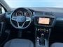 Volkswagen Tiguan 1.5 TSI (150pk) Life automaat - trekhaak - adapt. cruise