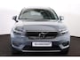 Volvo XC40 T5 Recharge Inscription Panorama/schuifdak - IntelliSafe Assist & Surround - Harman/Kardon audio - 360º Camera - Adaptieve LED koplampen - Verwarmde voorstoelen & stuur - Parkeersensoren voor & achter - Elektr. bedienb. voorstoelen met geheugen links - Draadloze tel. lader - Extra getint glas - Elektr. inklapbare trekhaak - 19' LMV