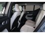 Volvo XC40 B5 AWD Inscription - Panorama/schuifdak - IntelliSafe Assist & Surround - 360º Camera - Harman/Kardon audio - Adaptieve LED koplampen - Verwarmde voorstoelen, stuur & achterbank - Parkeersensoren voor & achter - Elektr. bedienb. voorstoelen met geheugen links - Draadloze tel. lader - Standkachel - Extra getint glas - 20' LMV