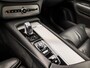 Volvo XC90 2.0 T8 Twin Engine AWD Inscription 7 Persoons 408Pk Automaat (PANORAMADAK, LUCHTVERING, APPLE CARPLAY, STOELVENTILATIE, ZWART HEMEL, MASSAGE, HARMAN/KARDON, MEMORY SEATS, CAMERA, ELEK ACHTERKLEP, NIEUWSTAAT)