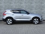 Volvo XC40 Plug-in Hybrid T4 Plus Dark | Facelift | Panoramadak | Harman Kardon audio | Elektrische stoelverstelling | Stoel- en stuurverwarming | Cruise control | Getint glas | Climate control | LED koplampen | Navigatie | Apple Carplay / Android Auto |