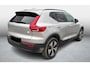 Volvo XC40 Plug-in Hybrid T4 Plus Dark | Facelift | Panoramadak | Harman Kardon audio | Elektrische stoelverstelling | Stoel- en stuurverwarming | Cruise control | Getint glas | Climate control | LED koplampen | Navigatie | Apple Carplay / Android Auto |