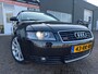 Audi A4 Cabriolet 2.4 V6 Pro Line Cabrio in automaat en leer en cruise controle en airco