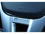 Volvo V60 2.0 T4 Automaat Business Sport | Elektrisch Glazen Schuif-/Kanteldak | Alarmklasse 3 | Getint Glas Achter | Afneembare Trekhaak | Adaptieve Bi-Xenon Koplampen Met Bochtverlichting | Lederen Bekleding | Keyless Entry | Cruise Control | Achteruitrijcamera | Parkeersensoren Voor & Achter | Navigatie | Bluetooth | Parkeerverwarming Met Timer | R-Design In- en Exterieur | Volvo On Call | Park Pilot Assist | Digitaal Instrumentenpaneel | Keyless Entry | Roofrails