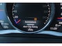Volvo V60 2.0 T4 Automaat Business Sport | Elektrisch Glazen Schuif-/Kanteldak | Alarmklasse 3 | Getint Glas Achter | Afneembare Trekhaak | Adaptieve Bi-Xenon Koplampen Met Bochtverlichting | Lederen Bekleding | Keyless Entry | Cruise Control | Achteruitrijcamera | Parkeersensoren Voor & Achter | Navigatie | Bluetooth | Parkeerverwarming Met Timer | R-Design In- en Exterieur | Volvo On Call | Park Pilot Assist | Digitaal Instrumentenpaneel | Keyless Entry | Roofrails