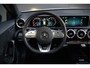 Mercedes-Benz A-klasse 180 Business Solution AMG | Panoramadak | Stoelverwarming | Camera | Navigatie | Apple Carplay | Keyless | Cruise Control | DAB |