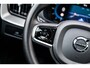 Volvo XC60 2.0 T6 Plug-in hybrid AWD Plus Black Edition | Adaptieve Cruise Control | Panoramadak | Stoel en Stuurverwarming | Dodehoek Detectie | 21" |