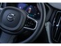 Volvo XC60 T8 Plug-in hybrid AWD Ultra Dark | Google | Long Range | Adaptieve Cruise Control | Keyless | 360 Camera | Dodehoekdetectie | Schuif-/Kanteldak | Luchtvering | Stoel-/Stuurverwarming | LED koplampen | Getint Glas | Harman Kardon Audio | Park Assist | Voorruit Verwarming | 20" LM