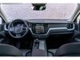 Volvo XC60 T8 Plug-in hybrid AWD Ultra Dark | Google | Long Range | Adaptieve Cruise Control | Keyless | 360 Camera | Dodehoekdetectie | Schuif-/Kanteldak | Luchtvering | Stoel-/Stuurverwarming | LED koplampen | Getint Glas | Harman Kardon Audio | Park Assist | Voorruit Verwarming | 20" LM