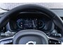 Volvo XC60 T8 Plug-in hybrid AWD Ultra Dark | Google | Long Range | Adaptieve Cruise Control | Keyless | 360 Camera | Dodehoekdetectie | Schuif-/Kanteldak | Luchtvering | Stoel-/Stuurverwarming | LED koplampen | Getint Glas | Harman Kardon Audio | Park Assist | Voorruit Verwarming | 20" LM