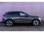 Volvo XC60 T8 Plug-in hybrid AWD Ultra Dark | Google | Long Range | Adaptieve Cruise Control | Keyless | 360 Camera | Dodehoekdetectie | Schuif-/Kanteldak | Luchtvering | Stoel-/Stuurverwarming | LED koplampen | Getint Glas | Harman Kardon Audio | Park Assist | Voorruit Verwarming | 20" LM