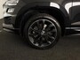 Skoda Karoq 1.5 TSI ACT Sportline Business 150 pk Automaat (DSG) | Verlengde garantie | Navigatie | Panoramadak | Parkeersensoren | Achteruitrijcamera | Stoelverwarming |