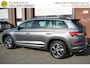 Skoda Kodiaq 1.5 TSI 150PK SPORTINE BUSINESS FACELIFT ORIGINEEL NEDERLANDS FULL LED ELECTR.TREKHAAK DIGITALE COCKPIT STOELVERWARMING V+A STUURVERW. 19INCH ADAPTIEVE CRUISE ANDROID/APPLECARPLAY ENZ...