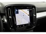 Volvo XC40 1.5 T4 Plug-in hybrid Plus Dark | Facelift | Panoramadak | Harman Kardon audio | Elektrische stoelverstelling | Stoel- en stuurverwarming | Cruise control | Navigatie | Apple Carplay / Android Auto | Climate control | LED koplampen |