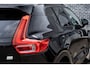 Volvo XC40 1.5 T4 Plug-in hybrid Plus Dark | Facelift | Panoramadak | Harman Kardon audio | Elektrische stoelverstelling | Stoel- en stuurverwarming | Cruise control | Navigatie | Apple Carplay / Android Auto | Climate control | LED koplampen |