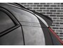 Volvo XC40 1.5 T4 Plug-in hybrid Plus Dark | Facelift | Panoramadak | Harman Kardon audio | Elektrische stoelverstelling | Stoel- en stuurverwarming | Cruise control | Navigatie | Apple Carplay / Android Auto | Climate control | LED koplampen |