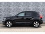 Volvo XC40 1.5 T4 Plug-in hybrid Plus Dark | Facelift | Panoramadak | Harman Kardon audio | Elektrische stoelverstelling | Stoel- en stuurverwarming | Cruise control | Navigatie | Apple Carplay / Android Auto | Climate control | LED koplampen |