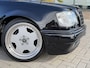 Mercedes-Benz 200-Serie 200-500 (W124) 500E / 5.0 V8 / 326 PK / AMG Aero II 18" / Leder+Memory / Schuifdak / Rollo / / Standkachel