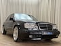 Mercedes-Benz 200-Serie 200-500 (W124) 500E / 5.0 V8 / 326 PK / AMG Aero II 18" / Leder+Memory / Schuifdak / Rollo / / Standkachel