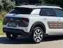 Citroën C4 Cactus 1.2 e-THP 110pk Shine - Blanc Nacre - 17'' Cross - Carplay/Clima/Cruise