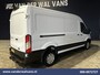 Ford Transit 2.0 TDCI 170pk L3H2 Euro6 Airco | Camera | Apple Carplay | Cruisecontrol | 2500kg Trekhaak Android Auto, Verwarmde voorruit, Parkeersensoren, Bijrijdersbank