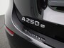 Mercedes-Benz A-klasse 250 e Luxury Line | Automaat | Navigatie | Apple Carplay / Android Auto | Achteruitrijcamera | Stoelverwarming | Wide Screen Virtual Cockpit | Cruise Control | Climate Control | Parkeersensoren | Bluetooth | LED | Sportstuur | Half-Leder | Lichtmetalen Velgen|