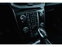 Volvo V40 Cross Country T3 152pk Geartronic Polar+ Luxury | Trekhaak | Panormadak | Parkeerverwarming | Donker glas | Park Asisst V+A | DAB+ | Volvo on Call app | Leder | Verw.stoelen