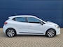 Renault Clio 1.0 TCe 90pk Equilibre | Cruise Control | Apple Carplay/Android Auto | Airco | Parkeersensoren | All Season Banden |