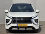 Mitsubishi Eclipse Cross 2.4 PHEV Instyle / Fabrieksgarantie tot 05-2030 / Dealer Onderhouden / Schuif Kantel Dak / Camera / Navigatie / Adaptieve Cruise / ApplecarPlay & Android Auto / Lederen Bekleding / Stoel Verwarming / Elektr. Stoelen / Stoel Verwarming /