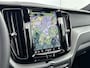 Volvo XC60 T6 Recharge Plus Black Edition | 21" | Luchtvering | Trekhaak | Panoramadak | Getint Glas | Full LED | Elektr. verst. Sportstoelen | Stoel/Stuur/Achterbankverwarming | Keyless