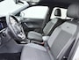 Volkswagen T-Cross 1.0 TSI R-Line | Navigatie | Trekhaak | ACC | Camera | Carplay | 18'' |