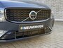 Volvo V60 2.0 T6 Plug-in hybrid AWD Plus Dark | PHEV | 360 Graden Camera | Trekhaak | Sportstoelen | Harman Kardon Audio | Keyless Entry | Achterbank en Voorstoelen Verwarmd | Apple Carplayy | Android Auto | Navigatie