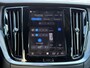Volvo V60 2.0 T6 Plug-in hybrid AWD Plus Dark | PHEV | 360 Graden Camera | Trekhaak | Sportstoelen | Harman Kardon Audio | Keyless Entry | Achterbank en Voorstoelen Verwarmd | Apple Carplayy | Android Auto | Navigatie