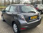 Toyota Yaris 1.5 Full Hybrid Aspiration Automaat 1e eigenaar dealer onderhouden achteruit camera navigatie airco op afs