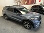 Ford Explorer 3.0 V6 ECOBOOST PHEV ST-LINE 7 PERSOONS NAVIGATIE ADAPTIVE CRUISE CONTROL PANORAMA SCHUIF/KANTELDAK APPLE CARPLAY/ANDROID RIJSTROOKSENSOREN DODEHOEKSENSOREN 360 CAMERA AFN. TREKHAAK ZEER MOOI !!