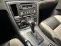 Volvo S60 2.4 DRIVERS EDITION NAVIGATIE CRUISE CONTROL CLIMATE CONTROL STOELVERWARMING AFNEEMBARE TREKHAAK 17" LICHTMETALEN VELGEN ZEER MOOI !! Brgl