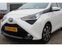 Toyota Aygo 1.0 VVT-i x-joy / Carplay / Camera / 15"LMV