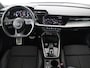 Audi A3 30 TFSI S edition | Panoramadak | Sportstoelen | Virtual Cockpit | Carplay | Half leder | Full LED | Parkeerhulp | Cruise control | Bluetooth | Climate control | Navigatie | S Line