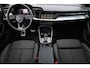 Audi A3 Limousine 30 TFSI S edition 110PK / 81kW DSG, Panoramadak, verwarmbare voorstoelen, S-Line in- en exterieur, trekhaak, Apple Carplay & Android Auto, half lederen bekleding, LED verlichting met dynamische richtingaanwijzers, digital cockpit pro, navigatie, keyless go & entry, elektrisch verstel- en verwarmbare buitenspiegels, adaptieve cruise control (acc), airco, draadloze telefoonlader