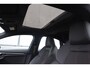 Audi A3 Limousine 30 TFSI S edition 110PK / 81kW DSG, Panoramadak, verwarmbare voorstoelen, S-Line in- en exterieur, trekhaak, Apple Carplay & Android Auto, half lederen bekleding, LED verlichting met dynamische richtingaanwijzers, digital cockpit pro, navigatie, keyless go & entry, elektrisch verstel- en verwarmbare buitenspiegels, adaptieve cruise control (acc), airco, draadloze telefoonlader
