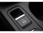 Audi A3 Limousine 30 TFSI S edition 110PK / 81kW DSG, Panoramadak, verwarmbare voorstoelen, S-Line in- en exterieur, trekhaak, Apple Carplay & Android Auto, half lederen bekleding, LED verlichting met dynamische richtingaanwijzers, digital cockpit pro, navigatie, keyless go & entry, elektrisch verstel- en verwarmbare buitenspiegels, adaptieve cruise control (acc), airco, draadloze telefoonlader
