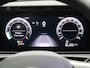 Volkswagen T-Roc 1.5 eTsi Life First Edition 116 PK| Origineel Nederlands | 1e Eigenaar | Panoramadak | Sfeerverlichting | LED Plus | Stoelverwarming | Stuurwielverwarming | Achteruitrijcamera