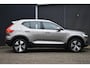 Volvo XC40 T2 Automaat Inscription 360 camera | Cruise Control | Lichte lederen bekleding | BLIS | Navigatiesysteem