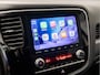 Mitsubishi Outlander 2.4 PHEV Deluxe 225Pk Automaat (APPLE CARPLAY, CLIMATE, CAMERA, TREKHAAK, STOELVERWARMING, SPORTSTOELEN, KEYLESS, CRUISE, XENON, NIEUWSTAAT)