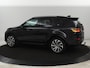 Land Rover Discovery Sport P300e 1.5 R-Dynamic SE | Panoramadak | Head-Up | Leder | Trekhaak | Matrix LED | Stoelverwarming | Keyless | Park Assist | Carplay | Navigatie | Memory | PHEV | Plug In