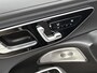 Mercedes-Benz E-klasse 300 e AMG Plug-In Hybride AMG Line | Panoramadak | Widescreen Dashboard | Burmester® 4D surround sound system | Digil Licht. Inclusief 24 maanden MB Certified garantie voor Europa.