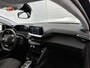 Peugeot e-208 EV Style 50 kWh 136pk | Navigatie | Climate Control | Cruise Control | Parkeersensoren v+a | Stoelverwarming | Draadloze Apple Carplay / Android Auto | DAB+ radio | Led koplampen | Elektrisch inklapbare spiegels | Armsteun | Donker getint glas | 16" lichtmetalen velgen |