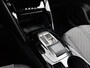 Peugeot e-208 EV Style 50 kWh 136pk | Navigatie | Climate Control | Cruise Control | Parkeersensoren v+a | Stoelverwarming | Draadloze Apple Carplay / Android Auto | DAB+ radio | Led koplampen | Elektrisch inklapbare spiegels | Armsteun | Donker getint glas | 16" lichtmetalen velgen |